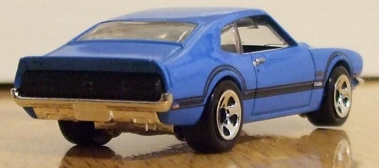 Hot Wheels Blue '71 Maverick Grabber