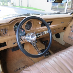 1976-ford-maverick (11).jpg