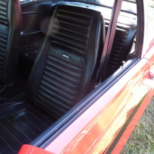 72 GT interior