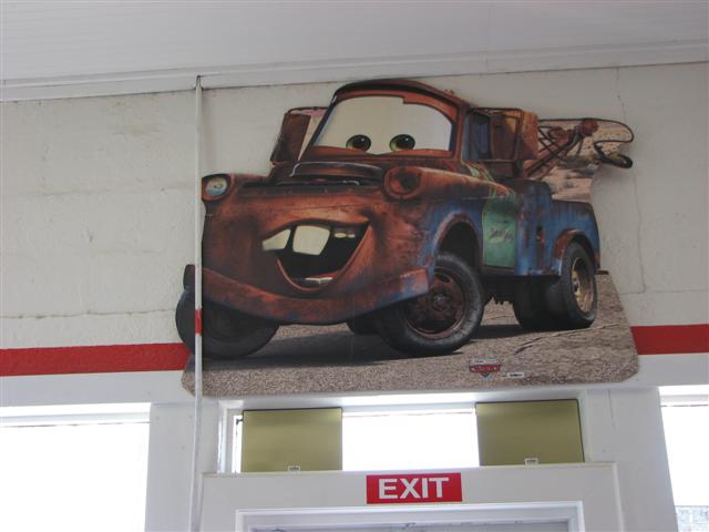 Tow Mater Sign